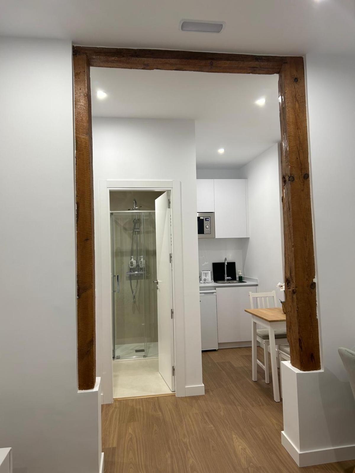 Apartamentos Gravina มาดริด ภายนอก รูปภาพ