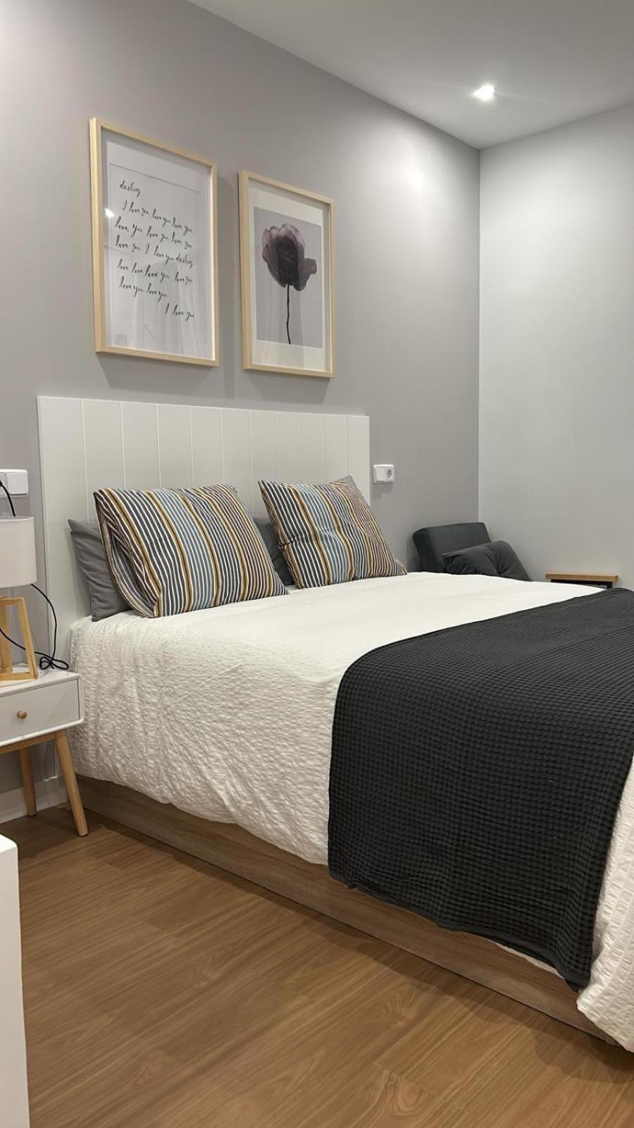 Apartamentos Gravina มาดริด ภายนอก รูปภาพ